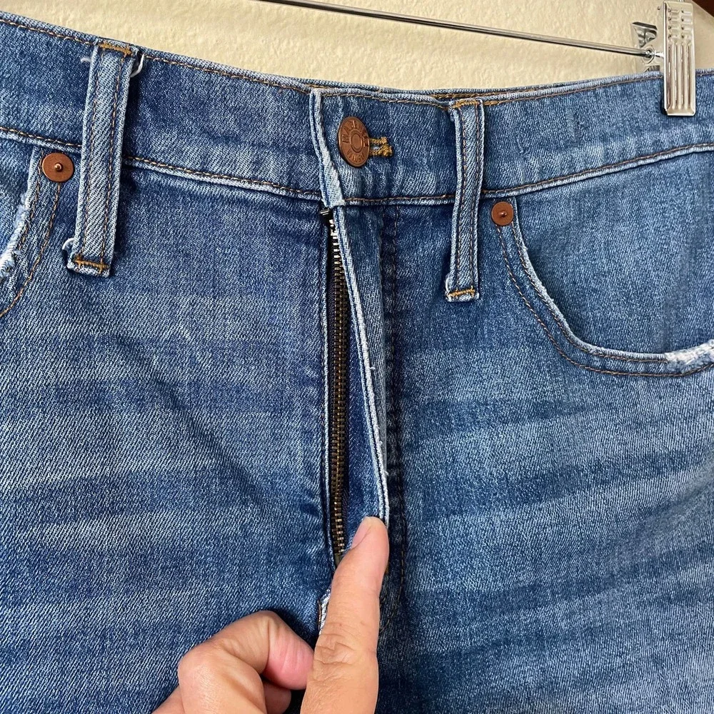 Madewell high rise denim shorts in Glenoaks wash